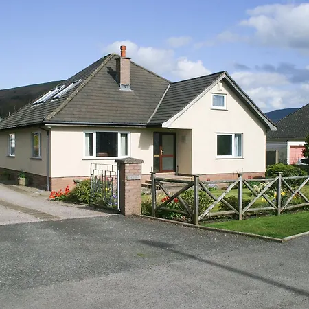 Holiday home Crossfeld